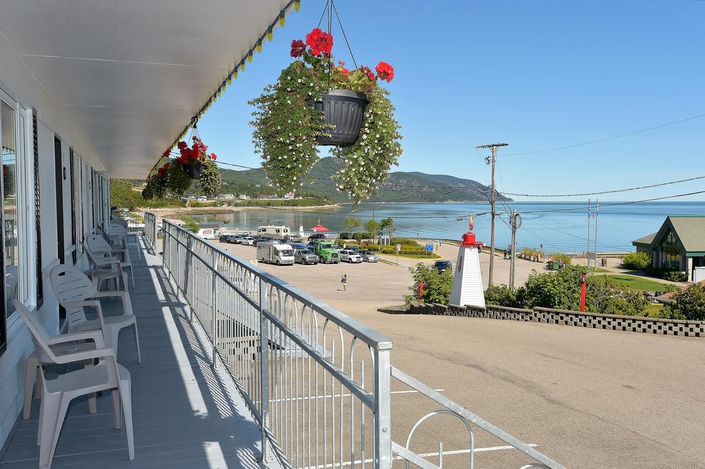 Auberge Sur Mer Charlevoix Saint-Siméon Zimmer foto